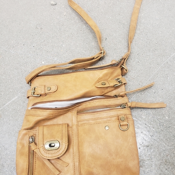 Purse - Picture 2 of 3